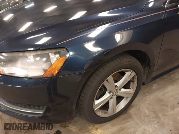 ✅ 2014 Volkswagen Passat SE • VIN: 1VWBS7A34EC090289 • Лот: 42405267. Опубликован ранее на IAAI с пробегом 138 601 миль. Бесплатный доступ к архиву аукционных продаж из США и подробный отчёт об истории автомобиля на DreamBid. Изображение 6.