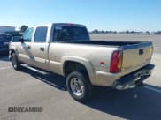✅ 2005 Chevrolet Silverado 2500HD LT • VIN: 1GCHK23215F881768 • Lot: 43517833. Listed on IAAI with 232,626 mi. Free auction sales archive from the USA and detailed vehicle history report at DreamBid. Image 3.