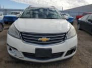 ✅ 2014 Chevrolet Traverse LT • VIN: 1GNKRGKD9EJ171944 • Lot: 92418255. Wystawiony na Copart z przebiegiem 251 979 mil. Bezpłatny archiwum sprzedaży aukcyjnych z USA i szczegółowy raport historii pojazdu na DreamBid. Zdjęcie 5.