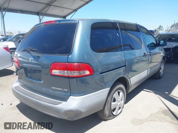 ✅ 2001 Toyota Sienna CE • VIN: 4T3ZF19C51U381009 • Лот: 42702244. Опубликован ранее на IAAI с пробегом 424 705 миль. Бесплатный доступ к архиву аукционных продаж из США и подробный отчёт об истории автомобиля на DreamBid. Изображение 4.