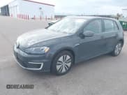 ✅ 2016 Volkswagen Golf SEL Premium • VIN: WVWPP7AU7GW910000 • Lot: 42577089. Wystawiony na IAAI z przebiegiem 66 697 mil. Bezpłatny archiwum sprzedaży aukcyjnych z USA i szczegółowy raport historii pojazdu na DreamBid. Zdjęcie 19.