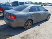 ✅ 2006 Volkswagen Jetta 2.5L • VIN: 3VWDF71K56M629751 • Лот: 42796529. Опубликован ранее на IAAI с пробегом 156 369 миль. Бесплатный доступ к архиву аукционных продаж из США и подробный отчёт об истории автомобиля на DreamBid. Изображение 4.