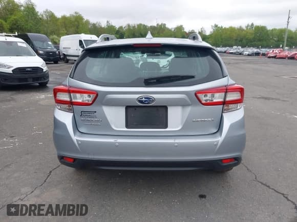 ✅ 2018 Subaru Impreza Limited • VIN: 4S3GTAT65J3731857 • Lot: 42199163. Listed on IAAI with 62,621 mi. Free auction sales archive from the USA and detailed vehicle history report at DreamBid. Image 16.