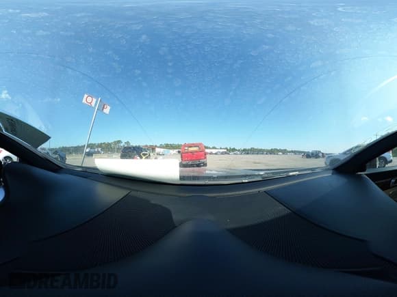 ✅ 2014 Mercedes-Benz SLK 250 • VIN: WDDPK4HA8EF080820 • Lot: 43094874. Wystawiony na IAAI z przebiegiem 135 102 mil. Bezpłatny archiwum sprzedaży aukcyjnych z USA i szczegółowy raport historii pojazdu na DreamBid. Zdjęcie 18.