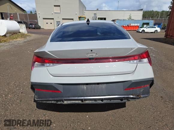 ✅ 2024 Hyundai Elantra SEL • VIN: KMHLM4DG4RU737073 • Лот: 69263595. Размещён на Copart с пробегом Не указан миль. Получите бесплатный доступ к архиву аукционных продаж из США и посмотрите подробный отчёт об истории автомобиля на DreamBid. Изображение 6.