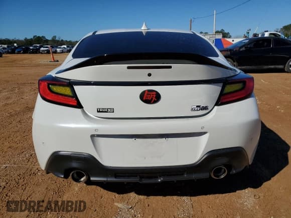 ✅ 2024 Toyota 86 TRUENO Edition • VIN: JF1ZNBM13R8750794 • Лот: 46810315. Опубликован ранее на Copart с пробегом 11 962 миль. Бесплатный доступ к архиву аукционных продаж из США и подробный отчёт об истории автомобиля на DreamBid. Изображение 6.