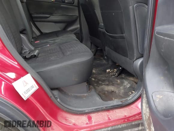 ✅ 2019 Mitsubishi Eclipse Cross ES • VIN: JA4AT3AA4KZ015761 • Лот: 43880156. Опубликован ранее на IAAI с пробегом 122 884 миль. Бесплатный доступ к архиву аукционных продаж из США и подробный отчёт об истории автомобиля на DreamBid. Изображение 20.