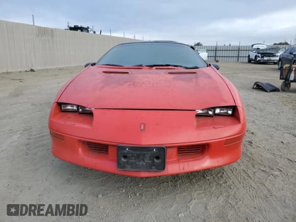✅ 1995 Chevrolet Camaro Z28 • VIN: 2G1FP22P5S2199858 • Лот: 69123895. Опубликован ранее на Copart с пробегом 141 034 миль. Бесплатный доступ к архиву аукционных продаж из США и подробный отчёт об истории автомобиля на DreamBid. Изображение 5.