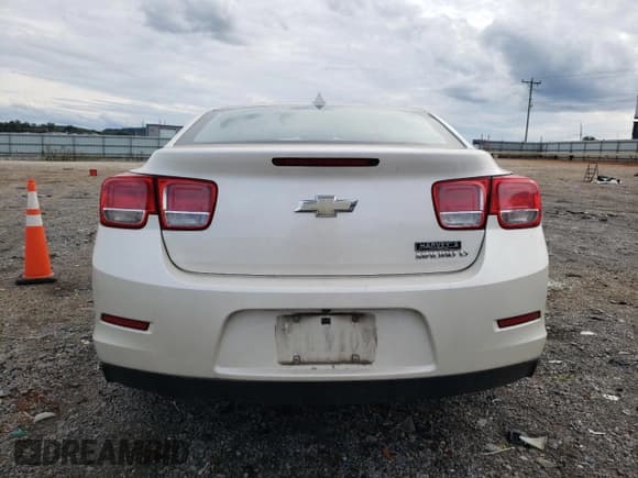✅ 2014 Chevrolet Malibu LT • VIN: 1G11C5SL8EF157546 • Lot: 81854705. Listed on Copart with 138,146 mi. Free auction sales archive from the USA and detailed vehicle history report at DreamBid. Image 6.