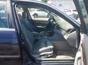 ✅ 2005 BMW 3 Series 330i • VIN: WBAEV53445KM40931 • Lot: 42061235. Listed on IAAI with 298,421 mi. Free auction sales archive from the USA and detailed vehicle history report at DreamBid. Image 5.