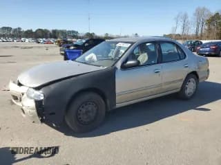 ✅ 1996 Nissan Altima XE • VIN: 1N4BU31DXTC124365 • Лот: 44236215. Опубликован ранее на Copart с пробегом 103 006 миль. Бесплатный доступ к архиву аукционных продаж из США и подробный отчёт об истории автомобиля на DreamBid. Изображение 1.