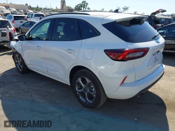 ✅ 2023 Ford Escape ST-Line Select • VIN: 1FMCU9NZ5PUA79645 • Лот: 43188797. Опубликован ранее на IAAI с пробегом 26 698 миль. Бесплатный доступ к архиву аукционных продаж из США и подробный отчёт об истории автомобиля на DreamBid. Изображение 3.