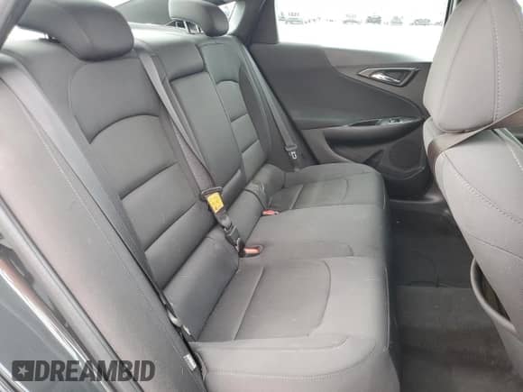 ✅ 2016 Chevrolet Malibu Hybrid • VIN: 1G1ZJ5SU6GF295400 • Lot: 81753635. Wystawiony na Copart z przebiegiem 127 837 mil mil. Skorzystaj z bezpłatnego archiwum sprzedaży aukcyjnych z USA i zobacz szczegółowy raport historii pojazdu na DreamBid. Zdjęcie 10.