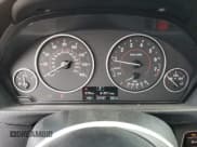 ✅ 2015 BMW 3 Series 335i • VIN: WBA3A9G5XFNS66232 • Lot: 81903855. Wystawiony na Copart z przebiegiem 187 097 mil. Bezpłatny archiwum sprzedaży aukcyjnych z USA i szczegółowy raport historii pojazdu na DreamBid. Zdjęcie 9.