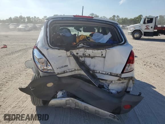 ✅ 2010 Saturn VUE XE 1SB • VIN: 3GSALAE12AS582510 • Lot: 77171314. Wystawiony na Copart z przebiegiem 120 003 mil. Bezpłatny archiwum sprzedaży aukcyjnych z USA i szczegółowy raport historii pojazdu na DreamBid. Zdjęcie 6.