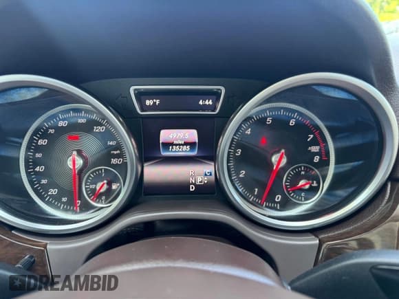 ✅ 2018 Mercedes-Benz GLE 350 • VIN: 4JGDA5HB1JB069203 • Лот: 67667355. Опубликован ранее на Copart с пробегом 135 285 миль. Бесплатный доступ к архиву аукционных продаж из США и подробный отчёт об истории автомобиля на DreamBid. Изображение 9.