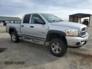 ✅ 2006 Dodge 2500 Laramie • VIN: 1D7KS28D46J177813 • Лот: 73184294. Опубликован ранее на Copart с пробегом 163 542 миль. Бесплатный доступ к архиву аукционных продаж из США и подробный отчёт об истории автомобиля на DreamBid. Изображение 4.