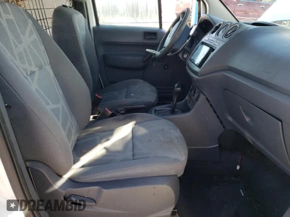 ✅ 2010 Ford Transit Connect XL • VIN: NM0LS7CN1AT008547 • Lot: 85105994. Wystawiony na Copart z przebiegiem 400 171 mil. Bezpłatny archiwum sprzedaży aukcyjnych z USA i szczegółowy raport historii pojazdu na DreamBid. Zdjęcie 7.