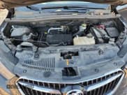 ✅ 2018 Buick Encore Preferred • VIN: KL4CJASB3JB574462 • Lot: 81968885. Wystawiony na Copart z przebiegiem 72 149 mil. Bezpłatny archiwum sprzedaży aukcyjnych z USA i szczegółowy raport historii pojazdu na DreamBid. Zdjęcie 12.