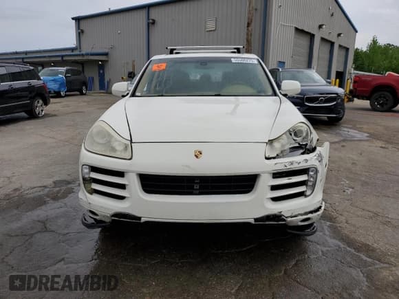 ✅ 2010 Porsche Cayenne • VIN: WP1AA2AP8ALA07107 • Lot: 55506275. Listed on Copart with Not provided. Free auction sales archive from the USA and detailed vehicle history report at DreamBid. Image 5.