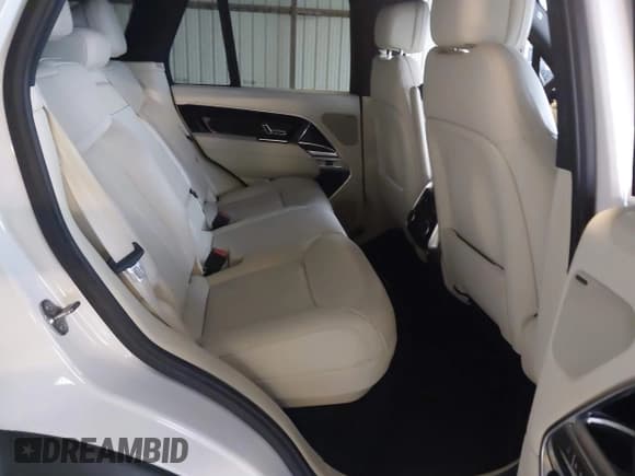 ✅ 2023 Land Rover Range Rover SE • VIN: SALKP9FU9PA086344 • Лот: 41478664. Опубликован ранее на IAAI с пробегом 20 355 миль. Бесплатный доступ к архиву аукционных продаж из США и подробный отчёт об истории автомобиля на DreamBid. Изображение 8.