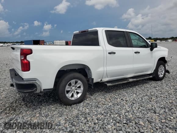 ✅ 2022 Chevrolet Silverado 1500 Work Truck • VIN: 1GCPAAEK3NZ561906 • Lot: 71847135. Wystawiony na Copart z przebiegiem 59 582 mil. Bezpłatny archiwum sprzedaży aukcyjnych z USA i szczegółowy raport historii pojazdu na DreamBid. Zdjęcie 3.