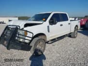 ✅ 2019 Ford F-250 XL • VIN: 1FT7W2B67KEE23643 • Lot: 43457661. Wystawiony na IAAI z przebiegiem 112 357 mil. Bezpłatny archiwum sprzedaży aukcyjnych z USA i szczegółowy raport historii pojazdu na DreamBid. Zdjęcie 2.
