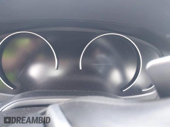 ✅ 2020 BMW 3 Series 330i • VIN: 3MW5R1J06L8B26564 • Лот: 42572188. Опубликован ранее на IAAI с пробегом Не указан. Бесплатный доступ к архиву аукционных продаж из США и подробный отчёт об истории автомобиля на DreamBid. Изображение 15.