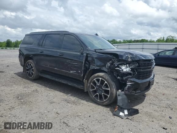 ✅ 2023 Chevrolet Suburban RST • VIN: 1GNSCEKDXPR125193 • Lot: 55652135. Wystawiony na Copart z przebiegiem 131 706 mil. Bezpłatny archiwum sprzedaży aukcyjnych z USA i szczegółowy raport historii pojazdu na DreamBid. Zdjęcie 4.