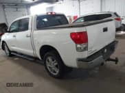 ✅ 2007 Toyota Tundra Limited • VIN: 5TBDV58187S470645 • Lot: 42209704. Wystawiony na IAAI z przebiegiem 223 406 mil. Bezpłatny archiwum sprzedaży aukcyjnych z USA i szczegółowy raport historii pojazdu na DreamBid. Zdjęcie 3.