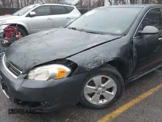 2010 Chevrolet Impala LT z VIN 2G1WB5EN9A1190157, wystawiony jako IAAI lot #41175522 z przebiegiem 237 224 mil mil oraz . Historia ofert i sprzedaży dostępna na DreamBid. Obrazek 6.