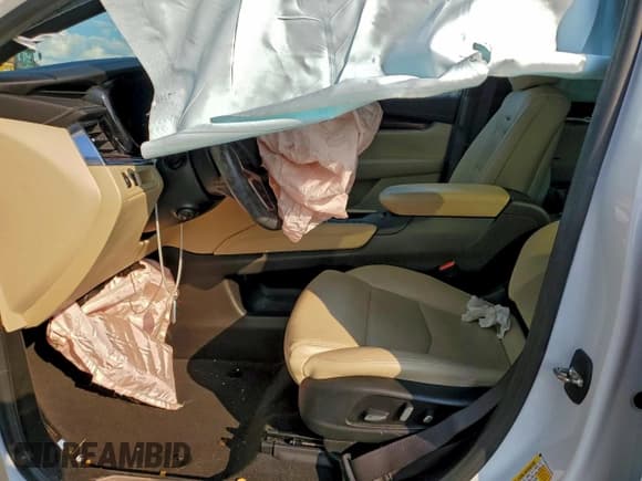 ✅ 2019 Cadillac XT5 Luxury AWD • VIN: 1GYKNDRS2KZ294094 • Lot: 94324645. Listed on Copart with 75,176 mi. Free auction sales archive from the USA and detailed vehicle history report at DreamBid. Image 7.