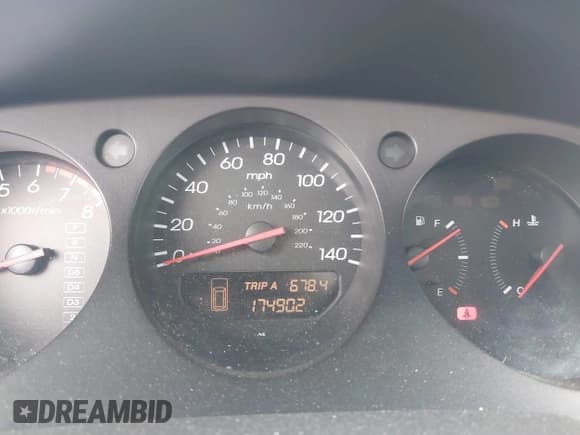 ✅ 2001 Acura MDX Touring • VIN: 2HNYD18681H529547 • Lot: 42682981. Wystawiony na IAAI z przebiegiem 174 902 mil. Bezpłatny archiwum sprzedaży aukcyjnych z USA i szczegółowy raport historii pojazdu na DreamBid. Zdjęcie 15.