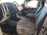 ✅ 2008 Toyota Sequoia SR5 • VIN: 5TDZY64A38S004879 • Лот: 82898354. Опубликован ранее на Copart с пробегом 167 410 миль. Бесплатный доступ к архиву аукционных продаж из США и подробный отчёт об истории автомобиля на DreamBid. Изображение 7.