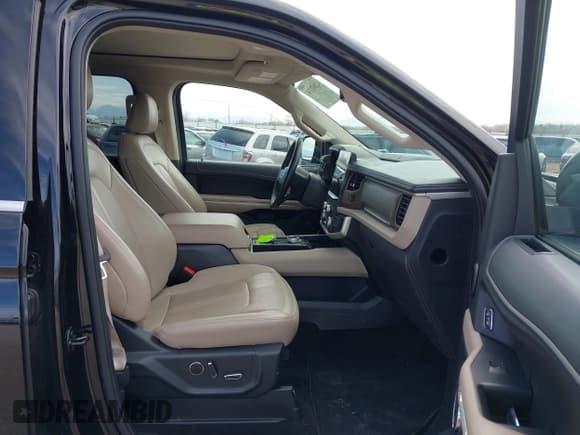 ✅ 2023 Ford Expedition Max Limited • VIN: 1FMJK1K81PEA30365 • Lot: 42047334. Wystawiony na IAAI z przebiegiem 59 471 mil. Bezpłatny archiwum sprzedaży aukcyjnych z USA i szczegółowy raport historii pojazdu na DreamBid. Zdjęcie 5.