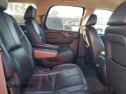 ✅ 2013 Chevrolet Tahoe LT • VIN: 1GNSCBE00DR244776 • Лот: 91173605. Опубликован ранее на Copart с пробегом 204 748 миль. Бесплатный доступ к архиву аукционных продаж из США и подробный отчёт об истории автомобиля на DreamBid. Изображение 11.