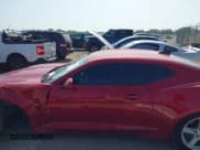 ✅ 2018 Chevrolet Camaro 1LT • VIN: 1G1FB1RX2J0162085 • Lot: 42767276. Wystawiony na IAAI z przebiegiem 144 009 mil. Bezpłatny archiwum sprzedaży aukcyjnych z USA i szczegółowy raport historii pojazdu na DreamBid. Zdjęcie 13.