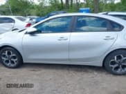 ✅ 2021 Kia Forte LXS • VIN: 3KPF24AD4ME302515 • Лот: 42204617. Опубликован ранее на IAAI с пробегом 33 354 миль. Бесплатный доступ к архиву аукционных продаж из США и подробный отчёт об истории автомобиля на DreamBid. Изображение 14.