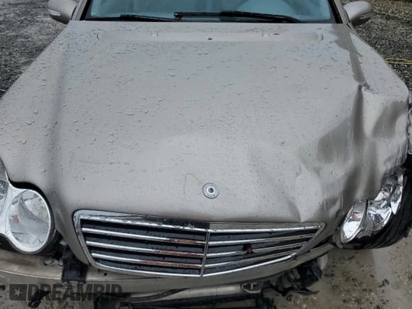 ✅ 2007 Mercedes-Benz C 230 Sport • VIN: WDBRF52H67E027057 • Lot: 59568325. Wystawiony na Copart z przebiegiem 144 208 mil. Bezpłatny archiwum sprzedaży aukcyjnych z USA i szczegółowy raport historii pojazdu na DreamBid. Zdjęcie 11.