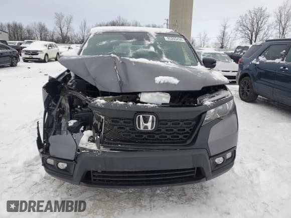 ✅ 2020 Honda Passport EX-L • VIN: 5FNYF8H56LB007413 • Lot: 85203434. Listed on Copart with 45,819 mi. Free auction sales archive from the USA and detailed vehicle history report at DreamBid. Image 5.