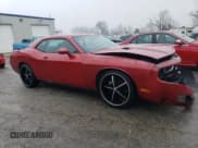 ✅ 2010 Dodge Challenger SE • VIN: 2B3CJ4DV4AH166608 • Lot: 86160144. Wystawiony na Copart z przebiegiem 226 948 mil. Bezpłatny archiwum sprzedaży aukcyjnych z USA i szczegółowy raport historii pojazdu na DreamBid. Zdjęcie 4.