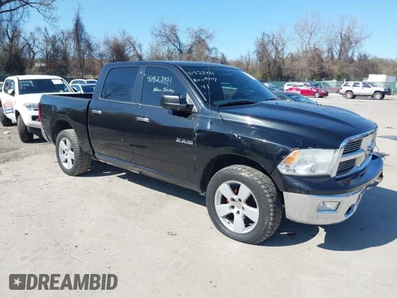 ✅ 2009 Dodge 1500 Laramie • VIN: 1D3HV13T09S758249 • Lot: 41923451. Wystawiony na IAAI z przebiegiem 238 116 mil. Bezpłatny archiwum sprzedaży aukcyjnych z USA i szczegółowy raport historii pojazdu na DreamBid. Zdjęcie 1.