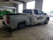 ✅ 2025 Chevrolet Silverado 1500 • VIN: 1GCRKAED4SZ206620 • Лот: 61067185. Опубликован ранее на Copart с пробегом 3 985 миль. Бесплатный доступ к архиву аукционных продаж из США и подробный отчёт об истории автомобиля на DreamBid. Изображение 3.