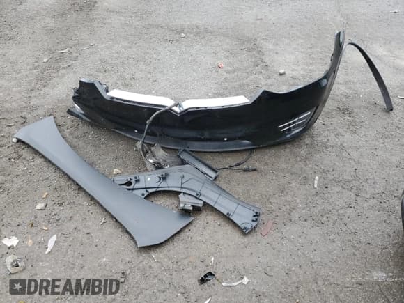 ✅ 2019 Tesla Model X P100D • VIN: 5YJXCDE46KF202564 • Lot: 56180335. Listed on Copart with Not provided. Free auction sales archive from the USA and detailed vehicle history report at DreamBid. Image 12.