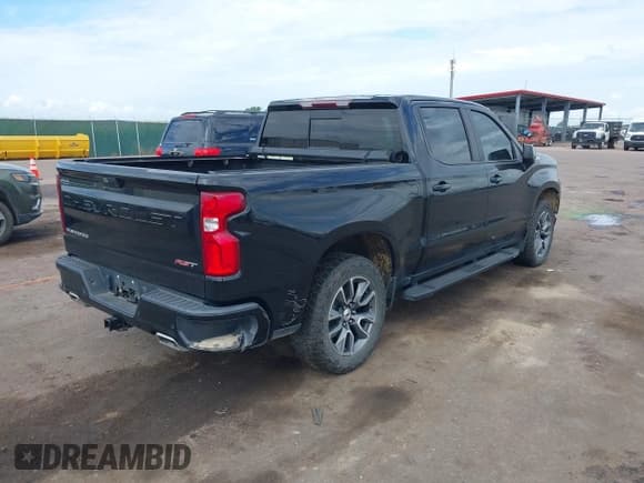 ✅ 2020 Chevrolet Silverado 1500 RST • VIN: 3GCUYEEL1LG307428 • Lot: 43101551. Listed on IAAI with 85,231 mi. Free auction sales archive from the USA and detailed vehicle history report at DreamBid. Image 4.