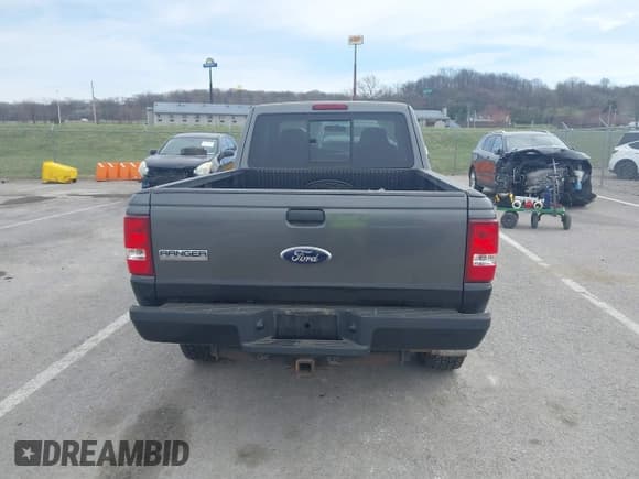 ✅ 2008 Ford Ranger XLT • VIN: 1FTZR45E18PA38803 • Lot: 41865182. Wystawiony na IAAI z przebiegiem Nie podano. Bezpłatny archiwum sprzedaży aukcyjnych z USA i szczegółowy raport historii pojazdu na DreamBid. Zdjęcie 16.