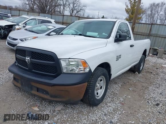 ✅ 2019 Ram 1500 Tradesman • VIN: 3C6JR6DG2KG705859 • Lot: 41716700. Listed on IAAI with 128,721 mi. Free auction sales archive from the USA and detailed vehicle history report at DreamBid. Image 2.