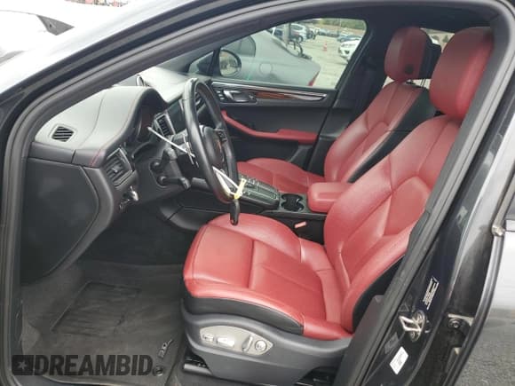 ✅ 2017 Porsche Macan S • VIN: WP1AB2A59HLB11546 • Лот: 86598135. Опубликован ранее на Copart с пробегом 73 342 миль. Бесплатный доступ к архиву аукционных продаж из США и подробный отчёт об истории автомобиля на DreamBid. Изображение 7.