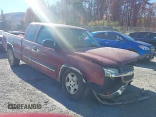 ✅ 2005 Chevrolet Silverado 1500 LS • VIN: 1GCEK19TX5E179015 • Lot: 43621698. Listed on IAAI with 333,413 mi. Free auction sales archive from the USA and detailed vehicle history report at DreamBid. Image 1.