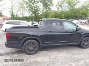 ✅ 2019 Honda Ridgeline Sport • VIN: 5FPYK2F10KB008474 • Lot: 42144225. Listed on IAAI with 101,274 mi. Free auction sales archive from the USA and detailed vehicle history report at DreamBid. Image 13.